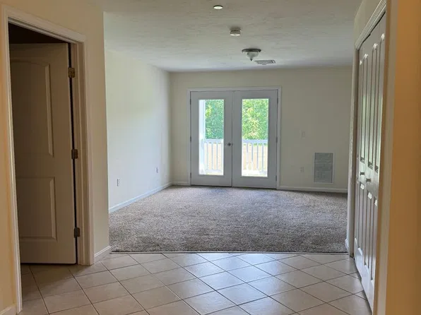5 Rogers Way, 5 Rogers Way #101-H, Lunenburg, MA 01462