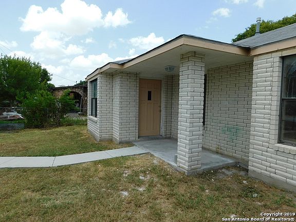 2nd image of 1431 Estancia