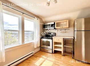 8414 Cedarhome Dr APT 4, Stanwood, WA 98292
