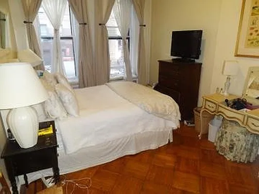 Rented by Fenwick Keats Real Estate | media 23