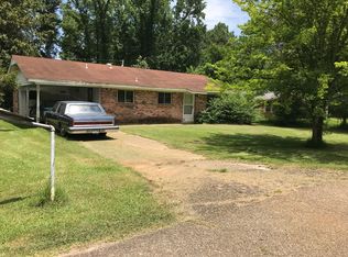 142 Locust Cir, Monticello, AR 71655