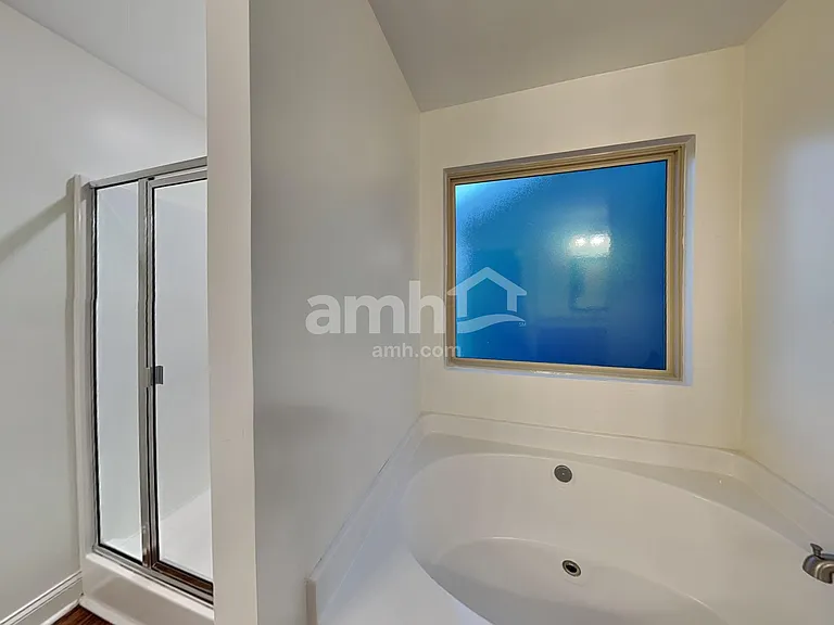 460 Omnia Ridge Way — Photo 11