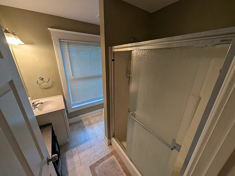 929 Riley St — Photo 13
