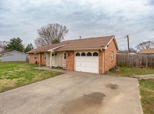 6182 Waterfield Dr, Owensboro, KY 42303