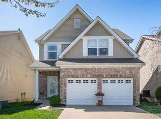 465 Parkgate Dr, Lake Saint Louis, MO 63367