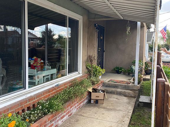 3rd image of 2281 Cypress Ave