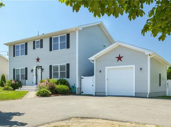 244 Turnpike Ave, Portsmouth, RI 02871