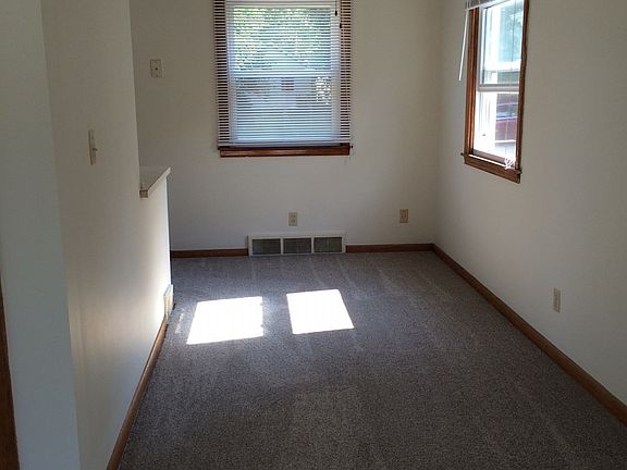 5th image of 714 & 716 Rudolph Ave
