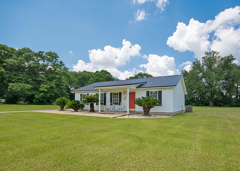 1st image of 128 Honeysuckle Dr