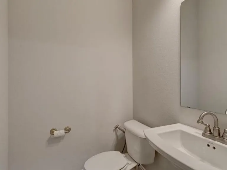 1564 Windermere Way — Photo 23