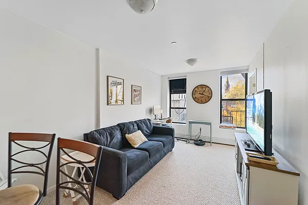 Rented by Corcoran | media 19