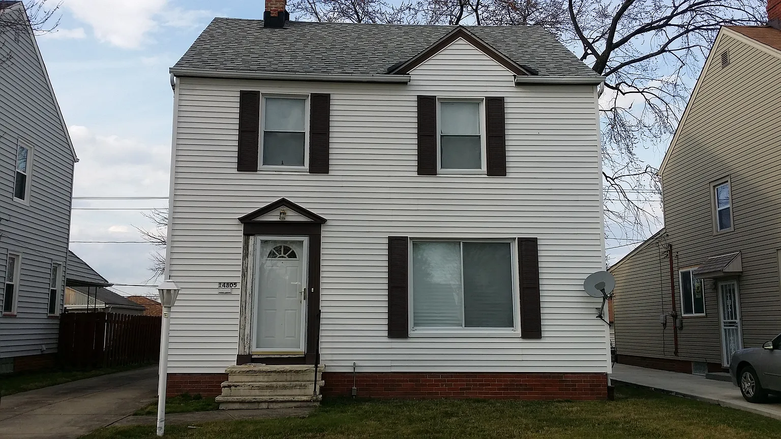 14805 Krems Ave photo 1