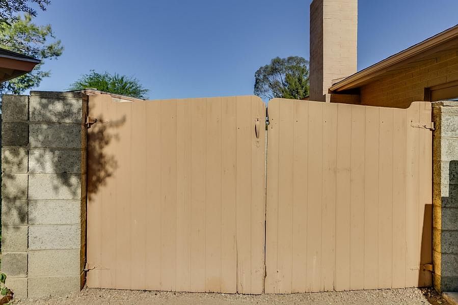 1st image of 5021 W Augusta Cir