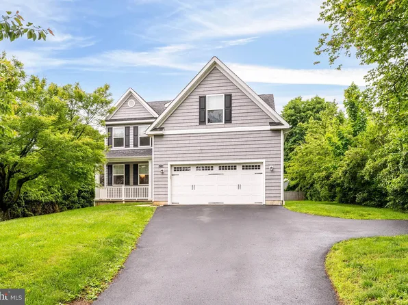 255 Summit Ave, Conshohocken, PA 19428