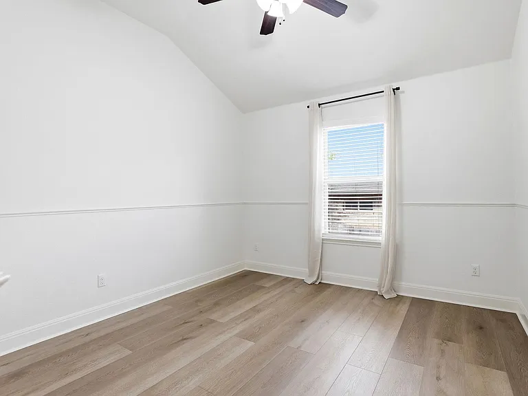 152 Stone View Trl — Photo 24