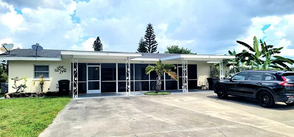 Building Photo - 12320 Manati Ave #2