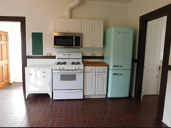 3rd image of 428 Purissima St #B