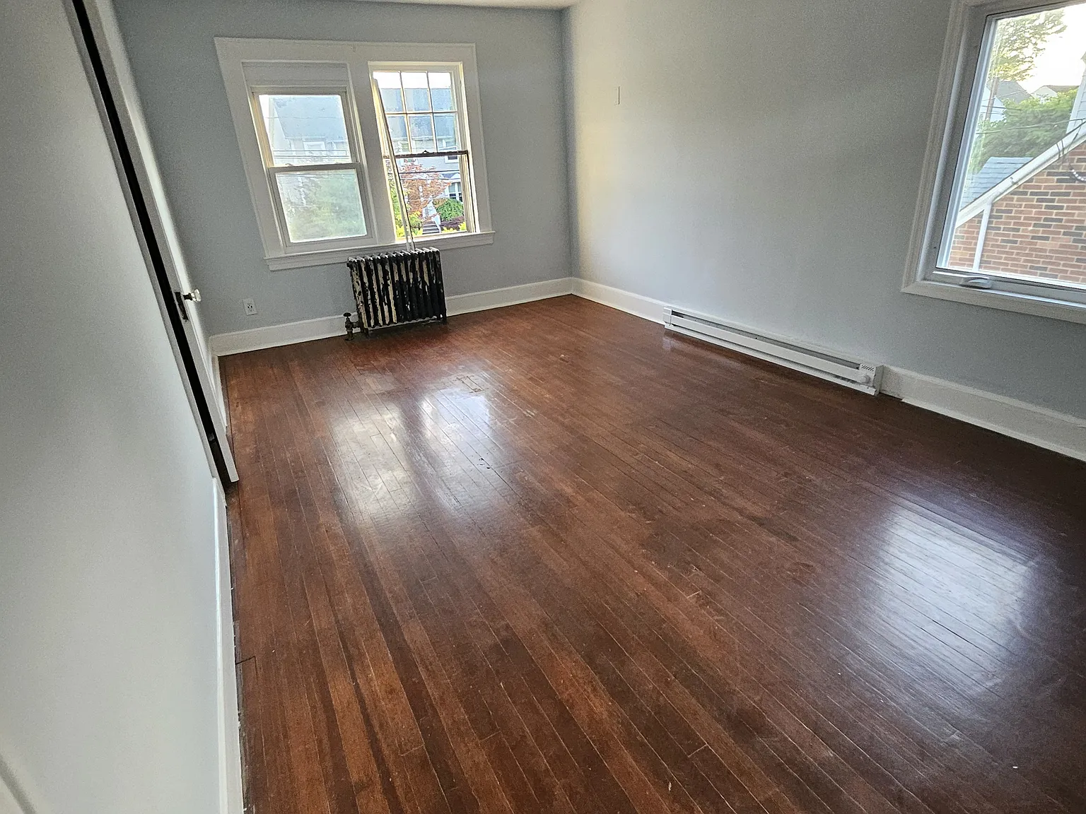 6 bed, $4,500 — Photo 3