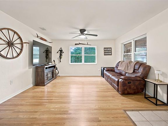 5th image of 13051 NE 60TH STREET