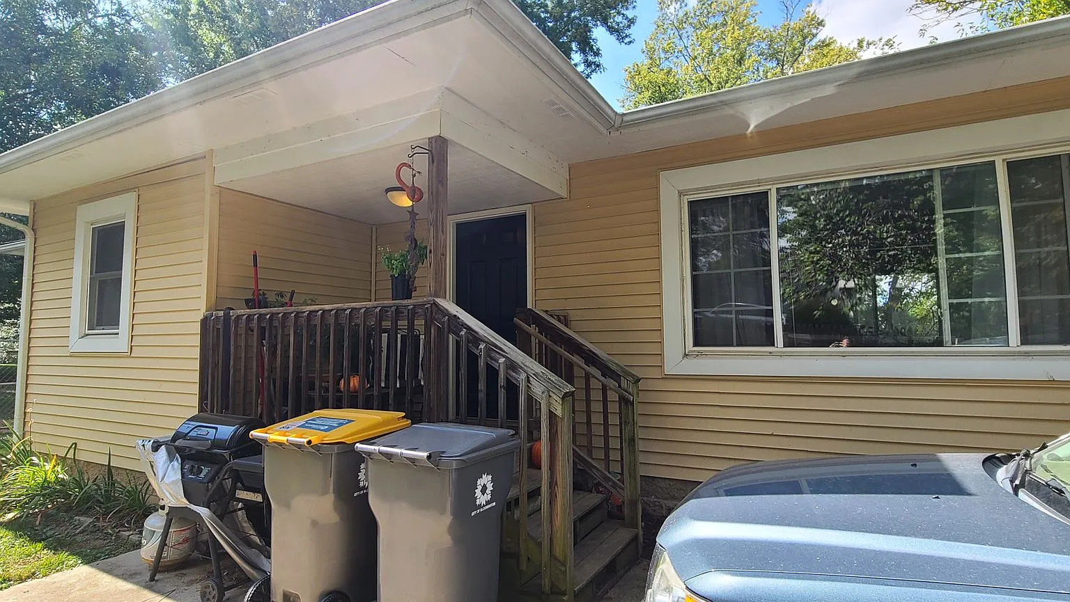 The Marigold - 3 Bed/1 Bath House — Photo 2