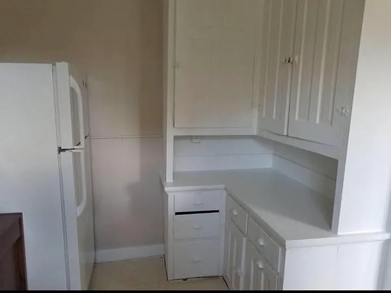 301 S Mills St #3 — Photo 9