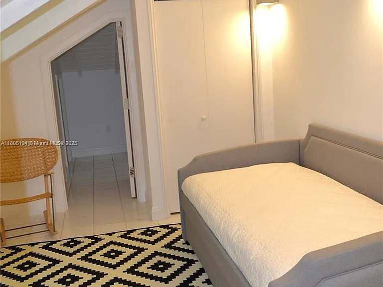 710 S Mashta Dr — Photo 11