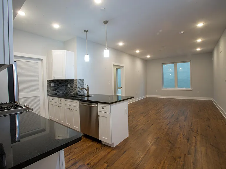 1139 N 4th St #2B — Photo 9