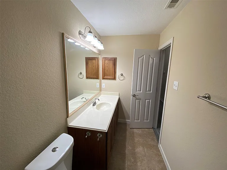 4903 Summer Ridge Dr — Photo 26
