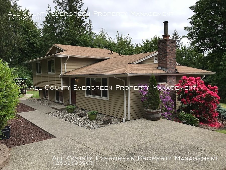 1st image of 4424 41st Ave NW