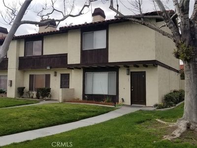 1097-1 S Santo Antonio Dr, Colton, CA, 92324