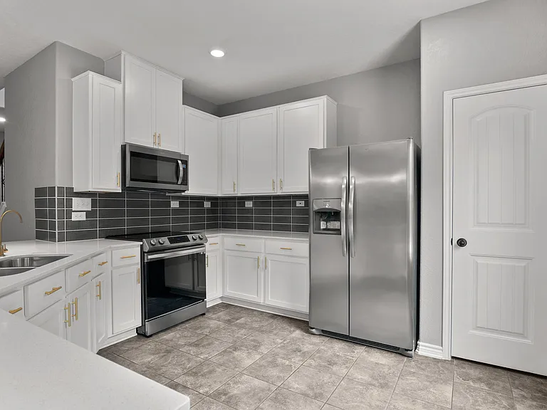 5911 Eckhert Rd #144 — Photo 5