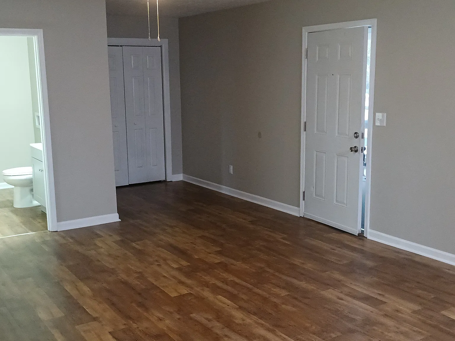 3 bed, 1008 sqft, $1,195 — Photo 4