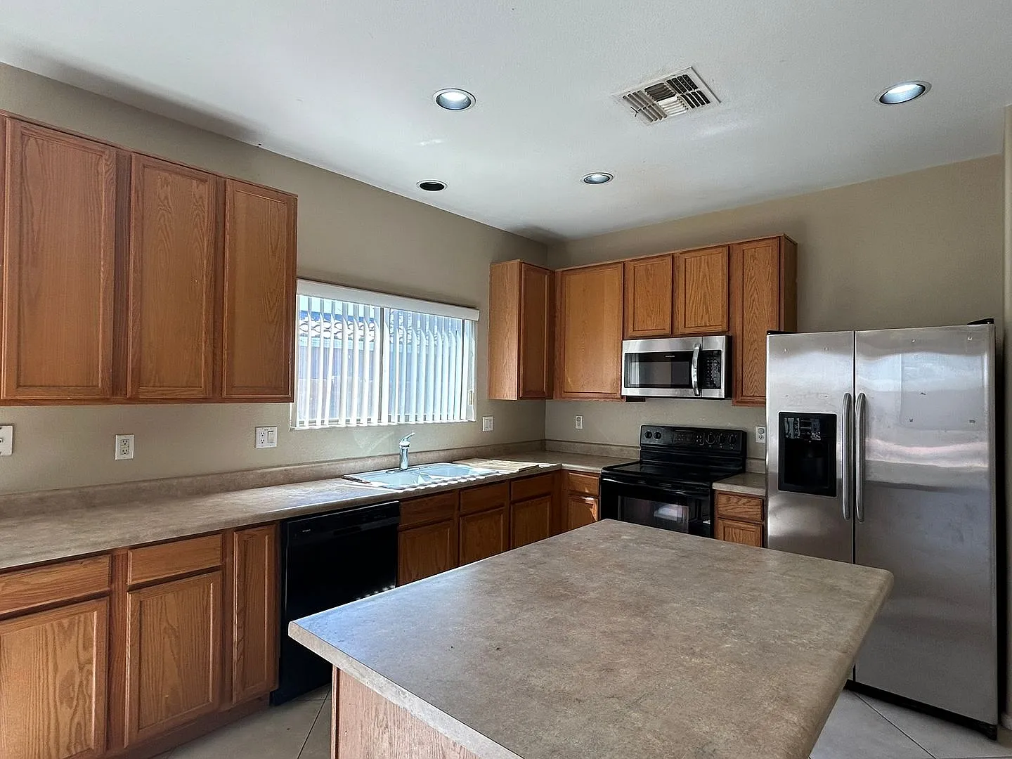 Beautiful Buckeye Home, Nancy Ln — Photo 4