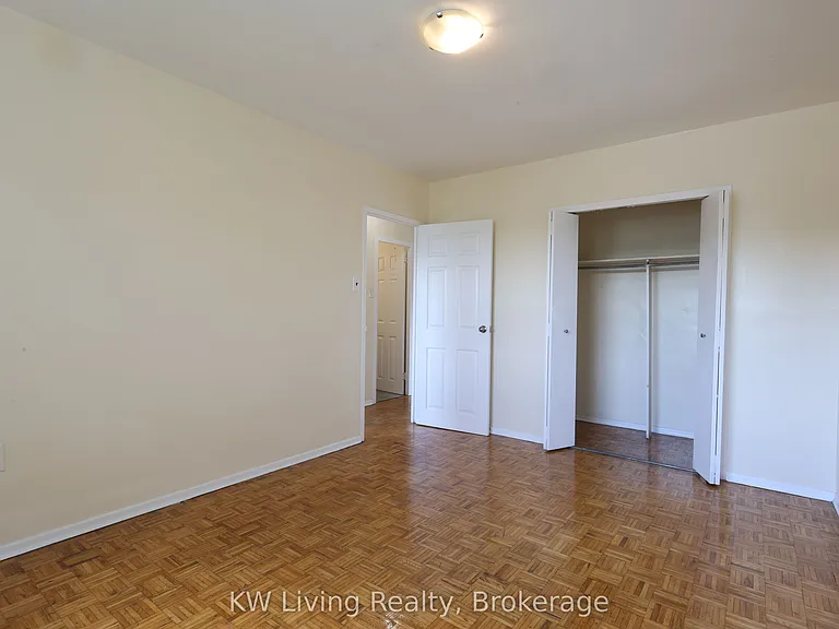 480 Lakeshore Rd E #301 — Photo 19