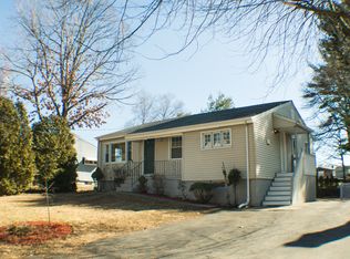 400 Griffin Ave, Bridgeport, CT 06606