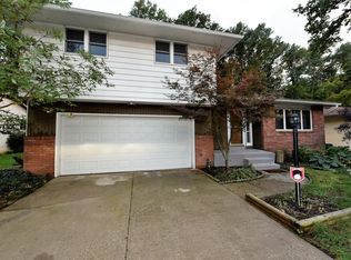 1241 Vinewood Dr, Columbus, OH 43229