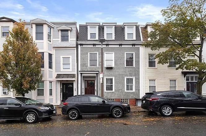 296 W 3rd St #20 — Photo 15