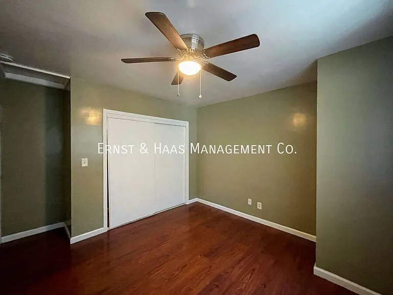 1957 San Francisco Ave #2 — Photo 20