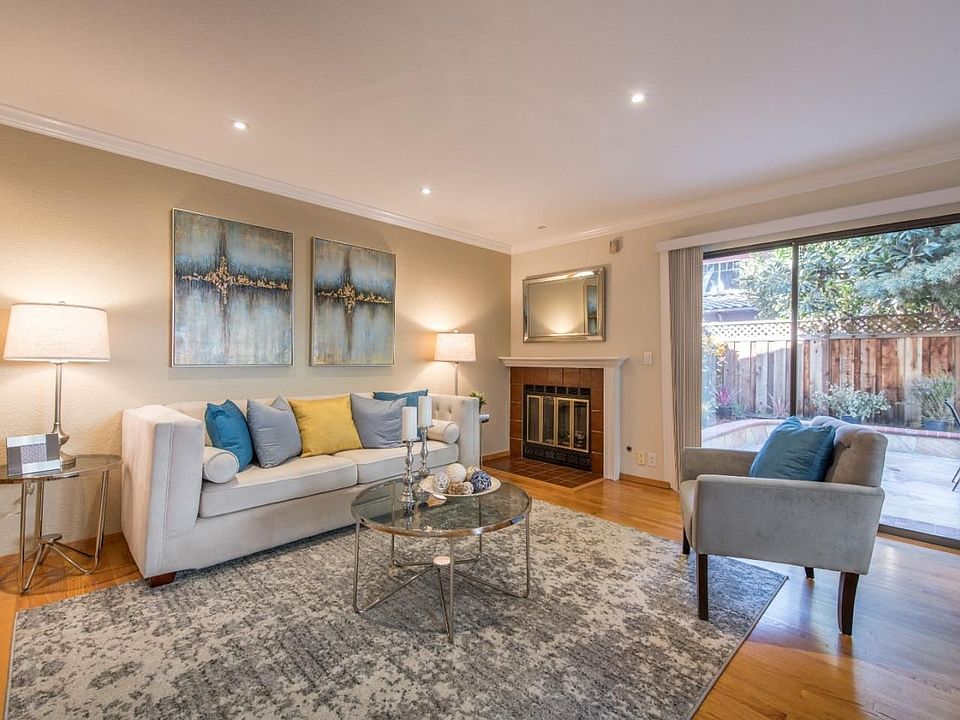 1st image of 151 Gladys Ave