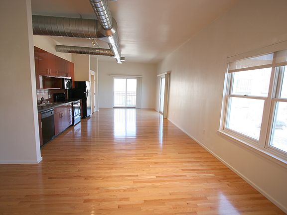 2nd image of 400 Copper Ave NE APT 201