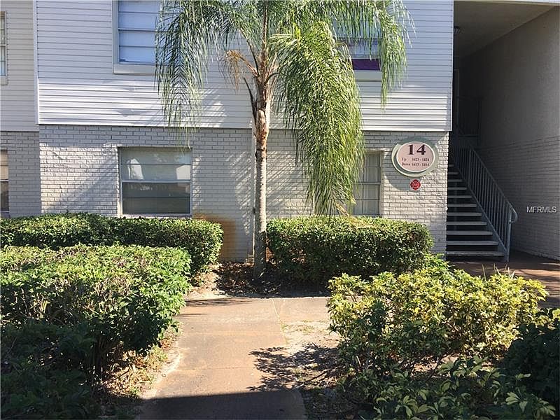 1st image of 7210 N Manhattan Ave APT 1413