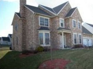 300 Bloomfield Dr, Lititz, PA 17543