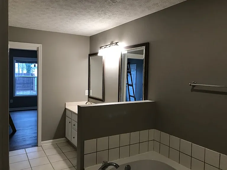 717 Springfield Blvd — Photo 9