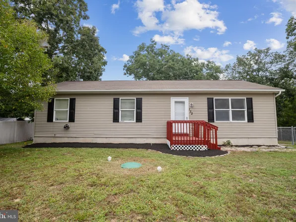 132 River Dr, Millville, NJ 08332