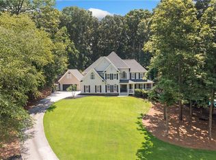 318 Windsor Falls Dr, Canton, GA 30114