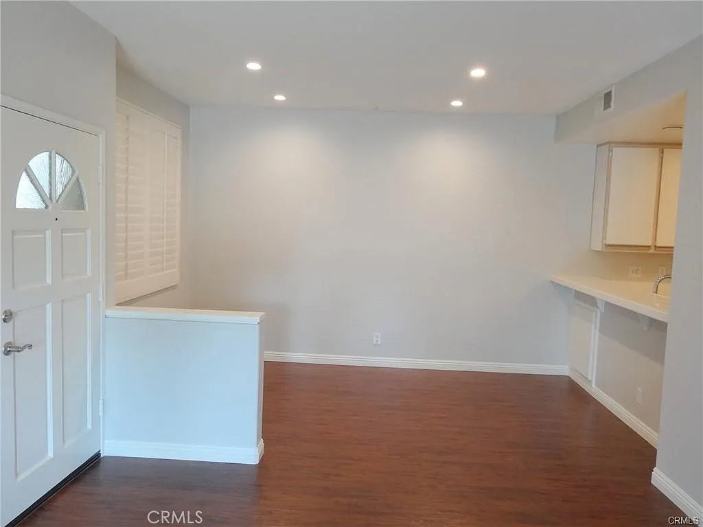 1 bed, 787 sqft, $2,800 — Photo 3