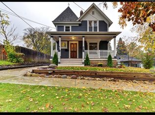 410 Standish St, Elgin, IL 60123