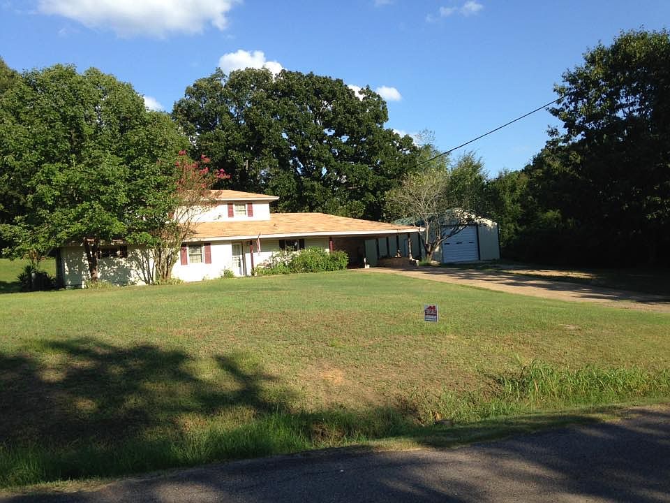 1st image of 106 Tower Dr