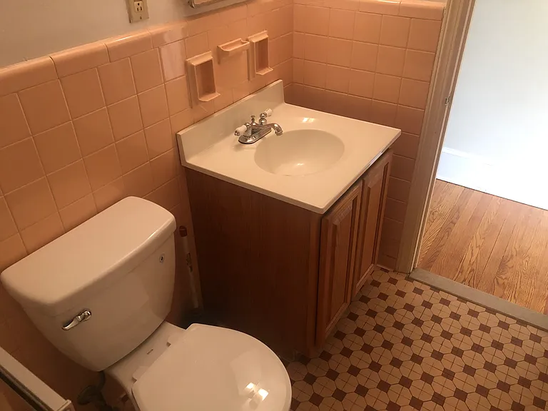 32 Forbus St #B — Photo 8