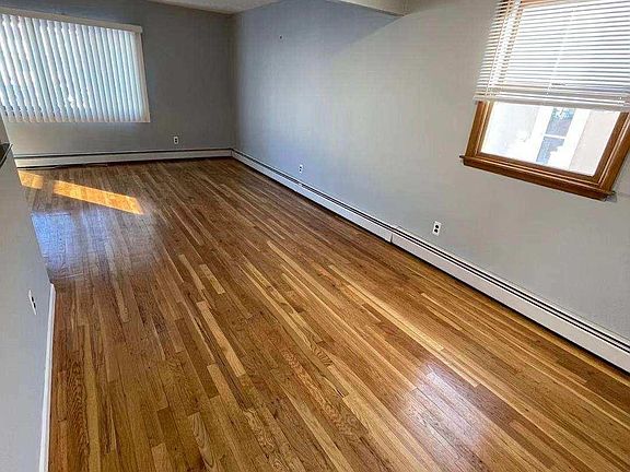 2nd image of 27B Farnum Blvd
